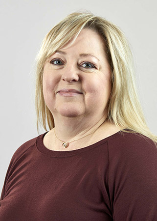 Michelle Flores headshot.jpg